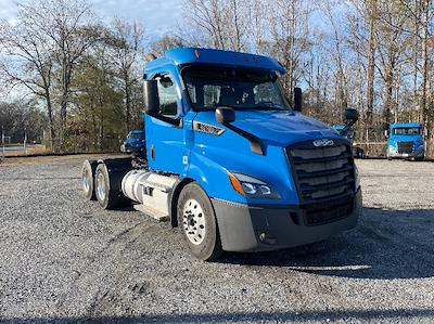 Used 2019 Freightliner Cascadia Detroit DD13 Semi Truck for sale #303138 - photo 1