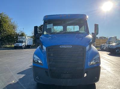 Used 2019 Freightliner Cascadia Detroit DD13 Semi Truck for sale #303143 - photo 2