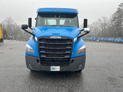 Used 2019 Freightliner Cascadia Detroit DD13 Semi Truck for sale #303148 - photo 2