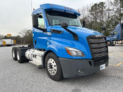 Used 2019 Freightliner Cascadia Detroit DD13 Semi Truck for sale #303155 - photo 1