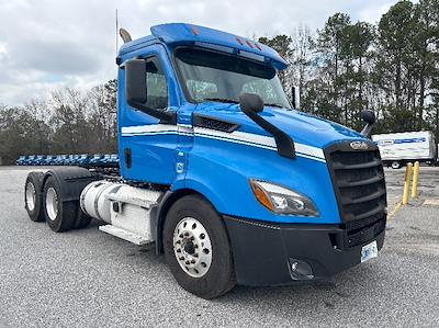 Used 2019 Freightliner Cascadia Detroit DD13 Semi Truck for sale #303158 - photo 1