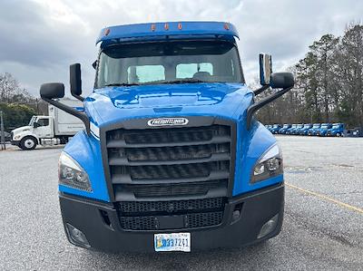 Used 2019 Freightliner Cascadia Detroit DD13 Semi Truck for sale #303158 - photo 2