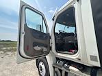 Used 2018 Freightliner Cascadia Detroit DD13 Semi Truck for sale #303233 - photo 17