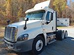 Used 2018 Freightliner Cascadia Detroit DD13 Semi Truck for sale #303240 - photo 3