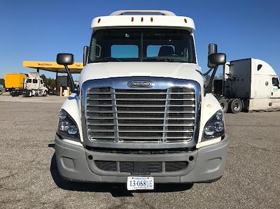 Used 2018 Freightliner Cascadia Detroit DD13 Semi Truck for sale #303290 - photo 2