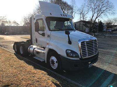 Used 2018 Freightliner Cascadia Detroit DD13 Semi Truck for sale #303313 - photo 1
