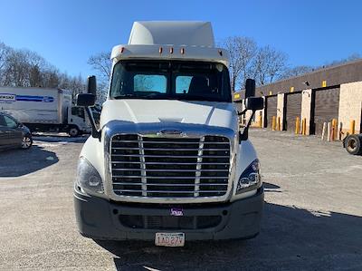 Used 2018 Freightliner Cascadia - photo 1