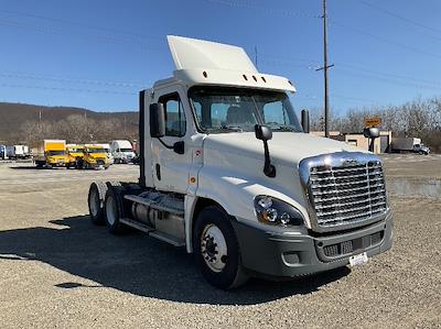 Used 2018 Freightliner Cascadia Detroit DD13 Semi Truck for sale #303323 - photo 1