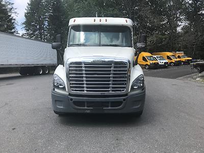 Used 2018 Freightliner Cascadia Detroit DD13 Semi Truck for sale #303335 - photo 2