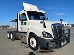 Used 2018 Freightliner Cascadia Detroit DD13 Semi Truck for sale #303337 - photo 1