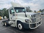Used 2018 Freightliner Cascadia Detroit DD13 Semi Truck for sale #303387 - photo 1