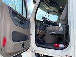 Used 2018 Freightliner Cascadia Detroit DD13 Semi Truck for sale #303401 - photo 9