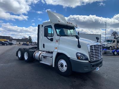 Used 2018 Freightliner Cascadia Detroit DD13 Semi Truck for sale #303404 - photo 1