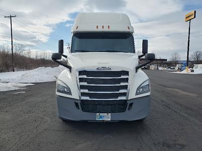 Used 2020 Freightliner Cascadia - photo 1