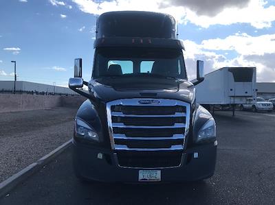 Used 2020 Freightliner Cascadia Detroit DD15AT Semi Truck for sale #303836 - photo 2