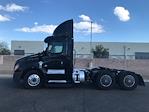 Used 2020 Freightliner Cascadia Detroit DD15AT Semi Truck for sale #303836 - photo 4