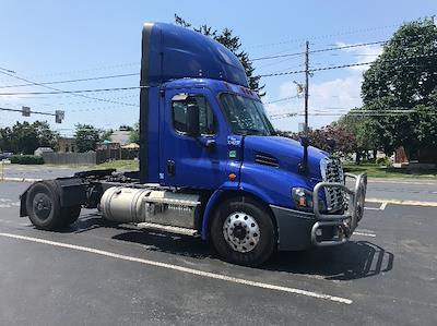 Used 2020 Freightliner Cascadia Detroit DD13 Semi Truck for sale #304237 - photo 1
