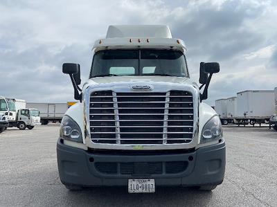 Used 2018 Freightliner Cascadia Detroit DD13 Semi Truck for sale #304627 - photo 2