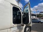 Used 2020 Freightliner Cascadia Detroit DD15AT Semi Truck with Sleeper Cab for sale #304762 - photo 13