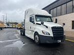 Used 2020 Freightliner Cascadia Detroit DD15AT Semi Truck with Sleeper Cab for sale #304766 - photo 1