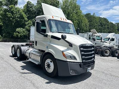 Used 2020 Freightliner Cascadia Detroit DD13 Semi Truck for sale #305334 - photo 1