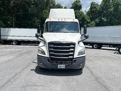 Used 2020 Freightliner Cascadia Detroit DD13 Semi Truck for sale #305334 - photo 2