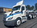 Used 2019 Freightliner Cascadia Detroit DD13 Semi Truck for sale #305737 - photo 3