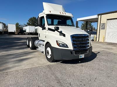 Used 2019 Freightliner Cascadia Detroit DD13 Semi Truck for sale #305773 - photo 1