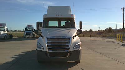 Used 2019 Freightliner Cascadia Detroit DD13 Semi Truck for sale #305782 - photo 2