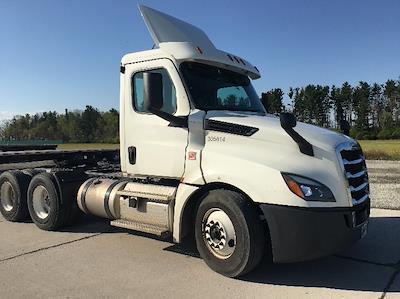 Used 2019 Freightliner Cascadia Detroit DD13 Semi Truck for sale #305814 - photo 1