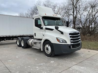 Used 2019 Freightliner Cascadia Detroit DD13 Semi Truck for sale #305817 - photo 1