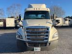 Used 2019 Freightliner Cascadia Detroit DD13 Semi Truck for sale #305821 - photo 2