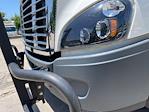 Used 2020 Freightliner Cascadia Detroit DD15AT Semi Truck with Sleeper Cab for sale #305843 - photo 24