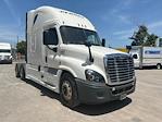 Used 2020 Freightliner Cascadia Detroit DD15AT Semi Truck with Sleeper Cab for sale #305851 - photo 1