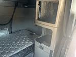 Used 2020 Freightliner Cascadia Detroit DD15AT Semi Truck with Sleeper Cab for sale #305851 - photo 16