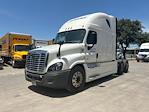Used 2020 Freightliner Cascadia Detroit DD15AT Semi Truck with Sleeper Cab for sale #305851 - photo 3