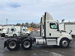 Used 2020 Freightliner Cascadia Detroit DD13 Semi Truck for sale #306425 - photo 8