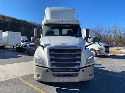 Used 2020 Freightliner Cascadia Detroit DD13 Semi Truck for sale #306429 - photo 2