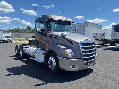 Used 2020 Freightliner Cascadia Detroit DD13 Semi Truck for sale #306460 - photo 1