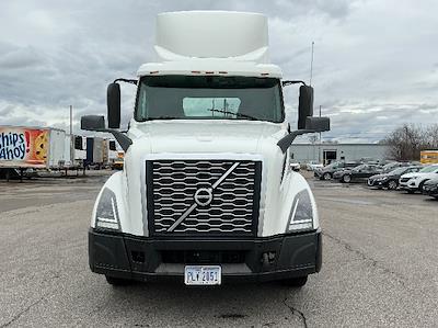 Used 2019 Volvo VNL - photo 1