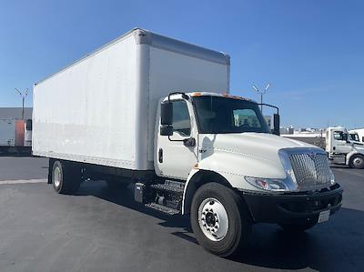 Used 2020 International MV Box Truck for sale #307103 - photo 1