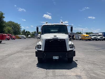 Used 2020 Freightliner 114SD Conventional Cab Flatbed Truck for sale #307327 - photo 2