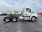 Used 2020 Freightliner Cascadia Detroit DD15AT Semi Truck for sale #307330 - photo 8
