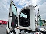 Used 2020 Freightliner Cascadia Detroit DD15AT Semi Truck for sale #307330 - photo 9