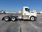 Used 2020 Freightliner Cascadia Detroit DD15AT Semi Truck for sale #307331 - photo 8