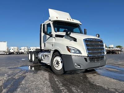 Used 2020 Freightliner Cascadia Detroit DD13 Semi Truck for sale #307387 - photo 1