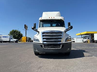 Used 2020 Freightliner Cascadia Detroit DD13 Semi Truck for sale #307391 - photo 2