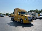 Used 2020 Freightliner Cascadia Detroit DD15AT Semi Truck with Sleeper Cab for sale #307788 - photo 1