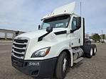 Used 2020 Freightliner Cascadia Detroit DD13 Semi Truck for sale #308019 - photo 3