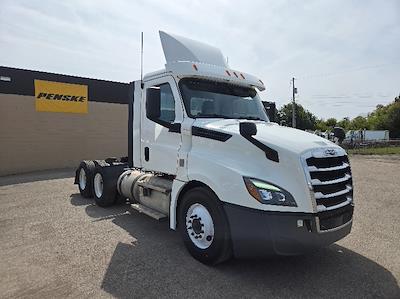 Used 2020 Freightliner Cascadia Detroit DD13 Semi Truck for sale #308031 - photo 1